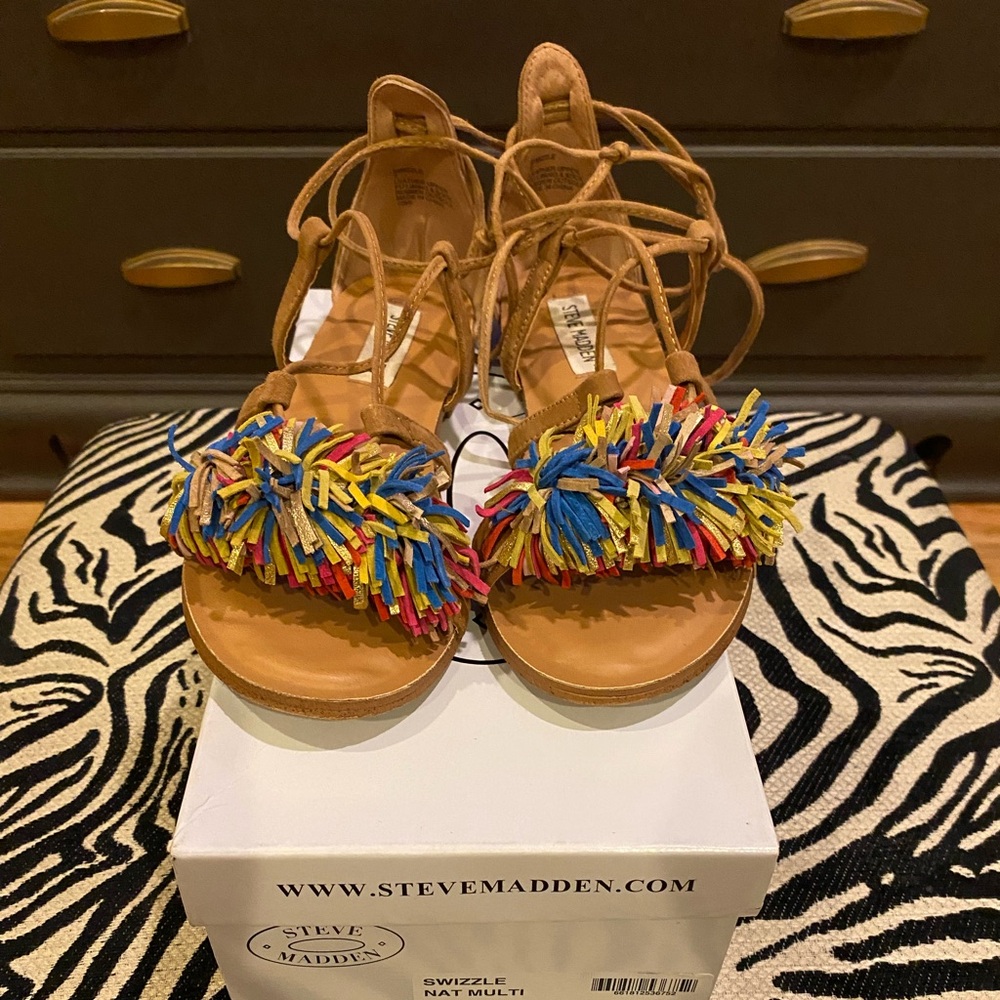 Rainbow colors sandals! Very good condition! Soft suede